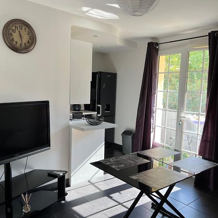 L'Appart Isa&Marc T2 Avec Rez-De-Jardin Bormes-les-Mimosas Dış mekan fotoğraf